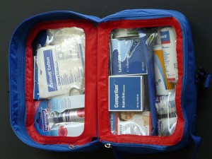 first-aid-kit-59646_640